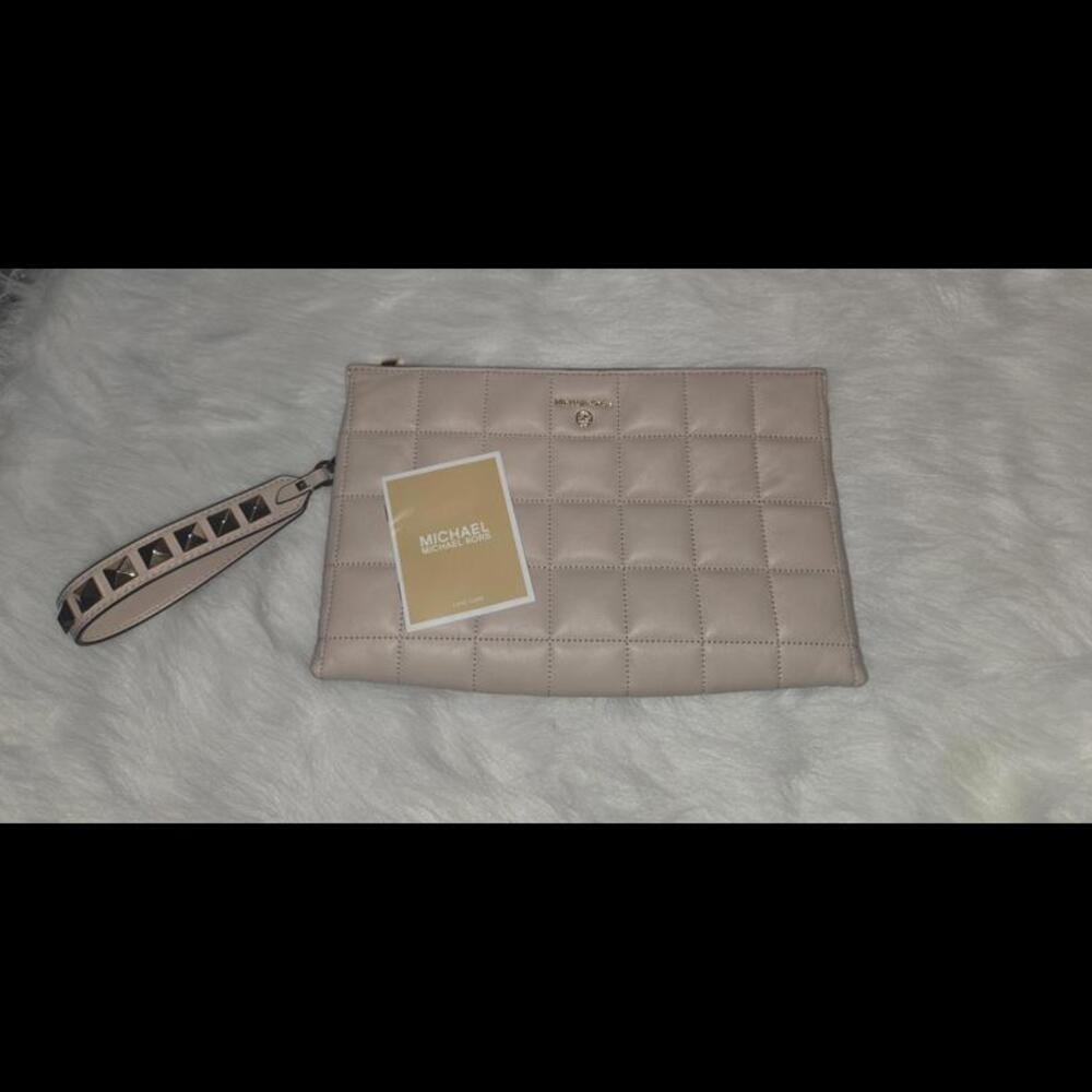 New Michael Kors XL Wristlet Jet Set Charm Soft Peach Leather Double Gusset B20